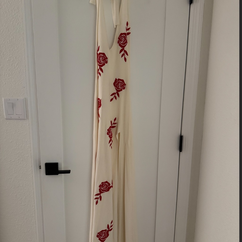 Meshki Shiloh Rose Halter Maxi Dress Ivory - Picture 4 of 4